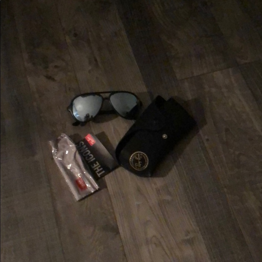 Ray bans!!